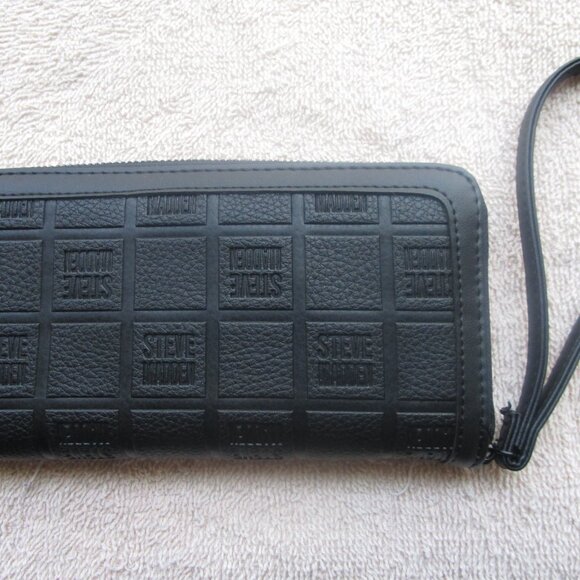 NWOT - Steven Madden Logo Block Zip Around Wallet (Black) - Picture 2 of 5